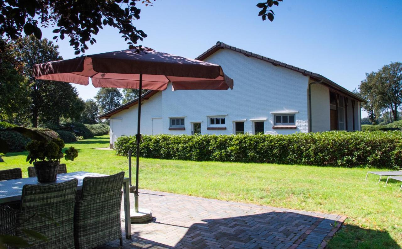 Bed And Breakfast Lindershoeve Bergeijk Buitenkant foto