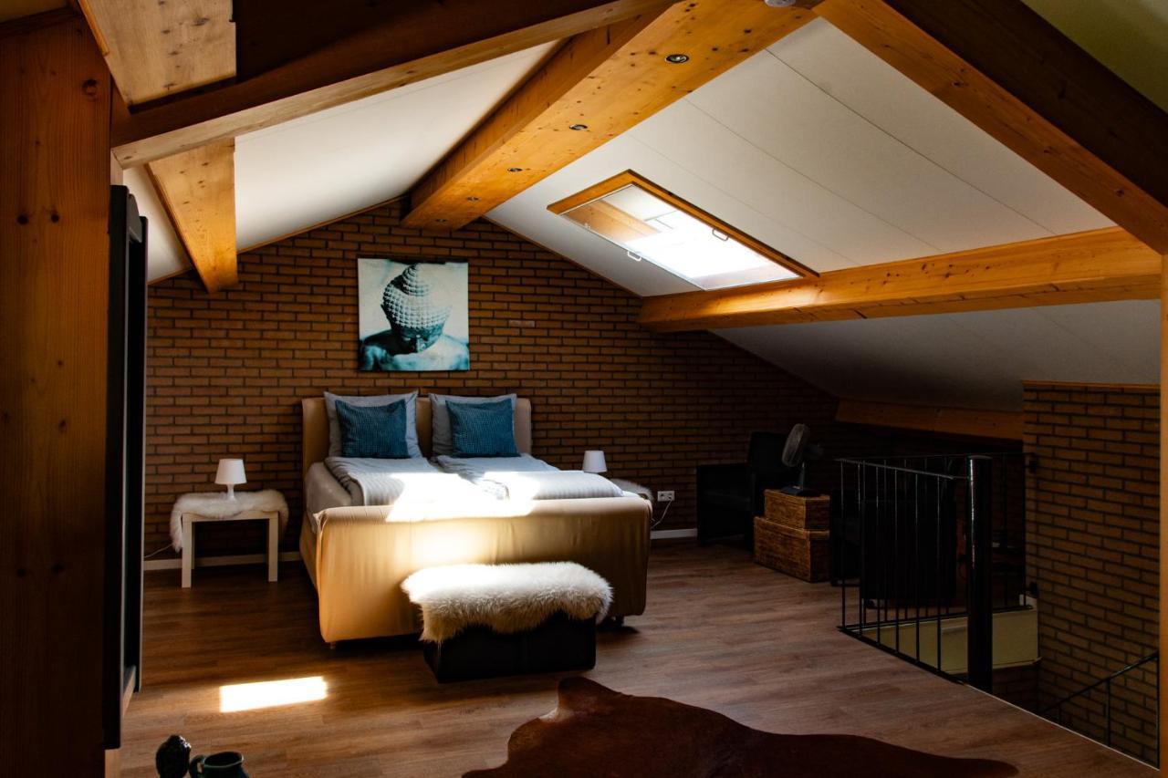 Bed And Breakfast Lindershoeve Bergeijk Buitenkant foto